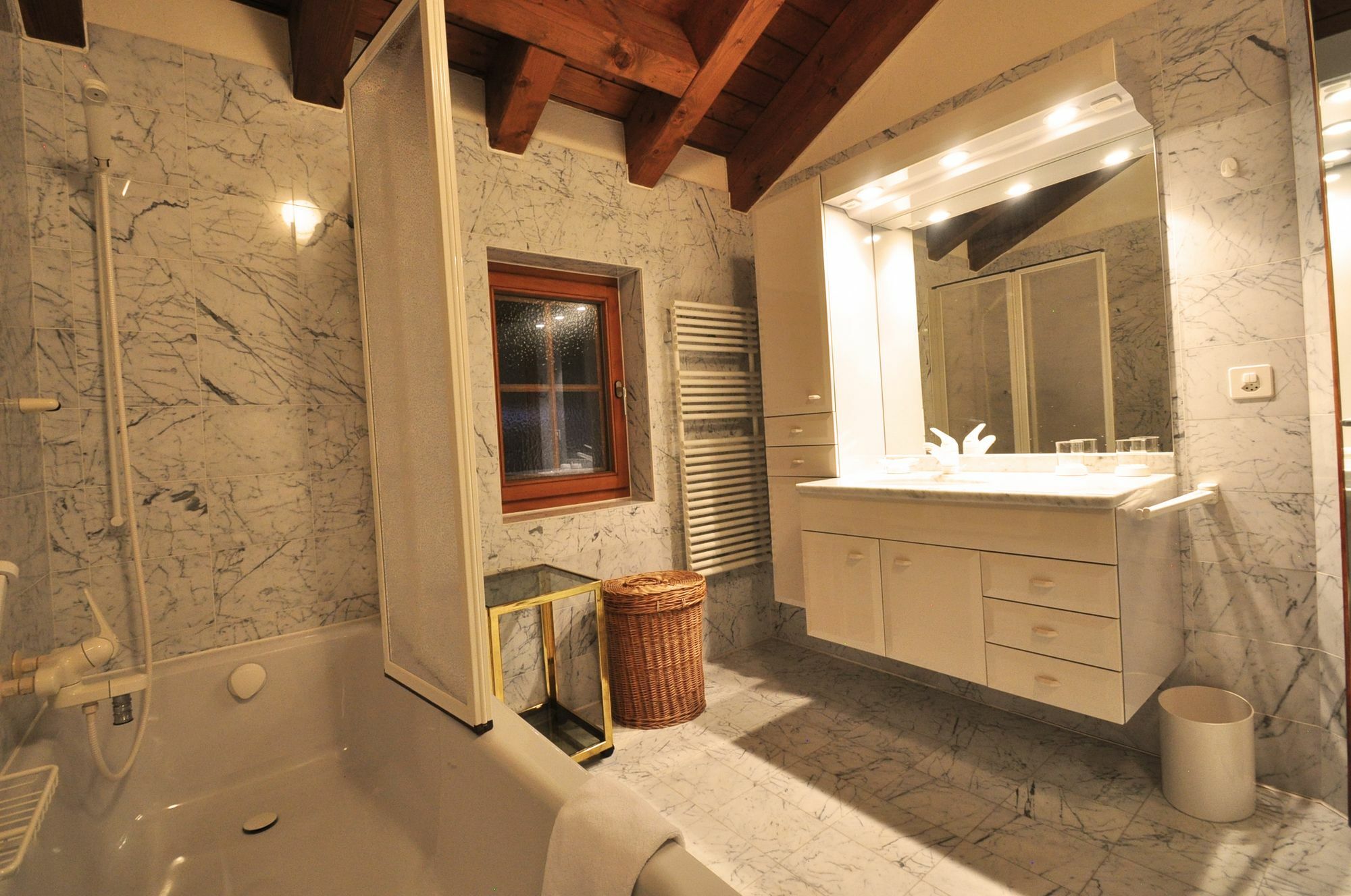 Haus Tiefbach - Apartment Cervino Zermatt Kültér fotó